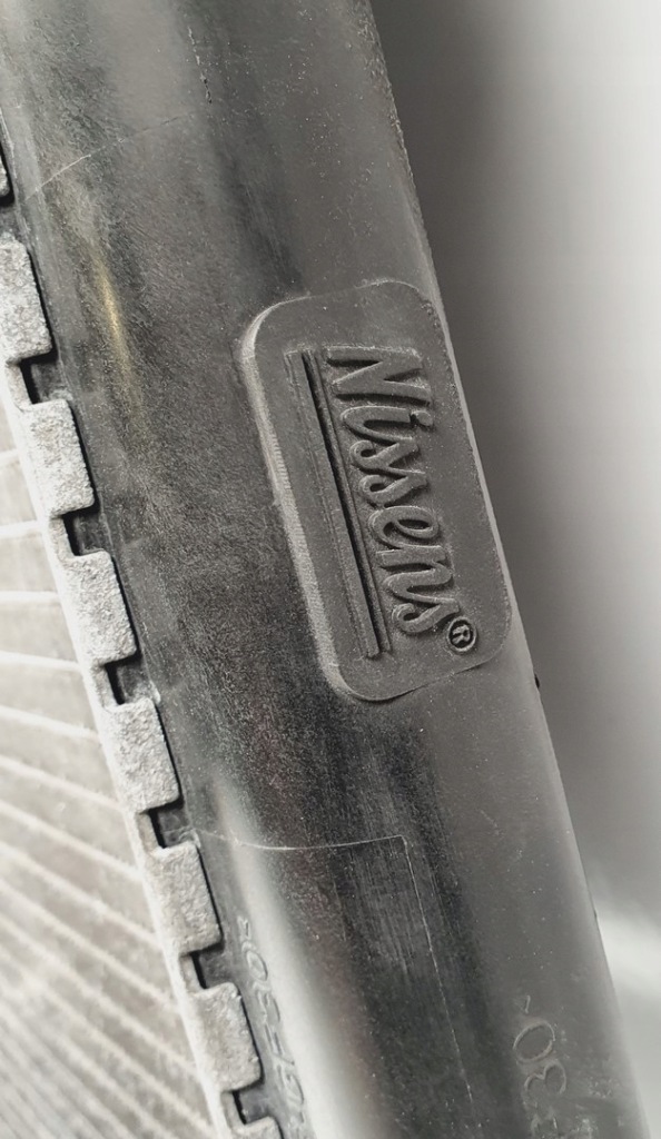 Радиатор воды vw passat b6 1.6 fsi 16v с Разборки