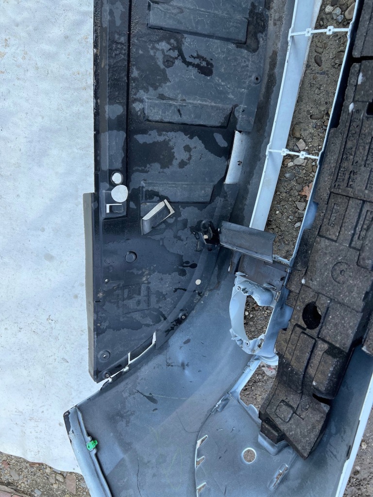 фото №10, Бампер перед renault scenic ii 2 03-06