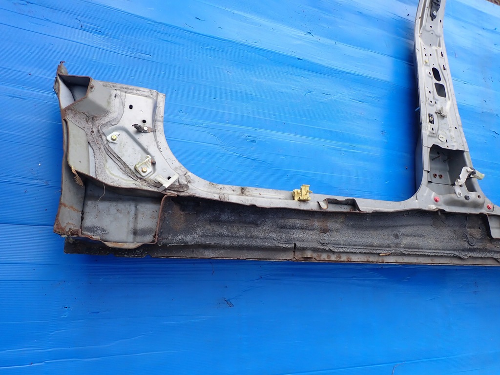 фото №9, Mitsubishi grandis поріг правий