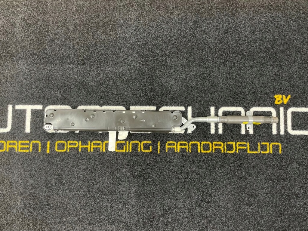 фото №1, Подушка безопасности шторка безопасности дверь porsche 911 991 правая