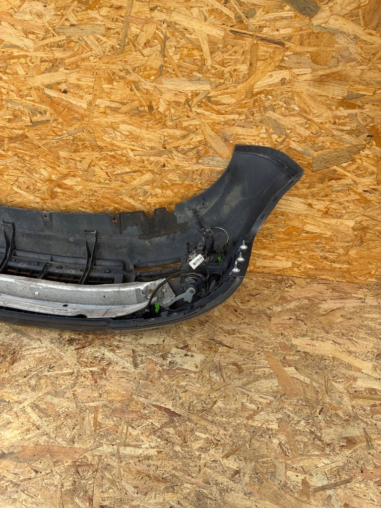 фото №9, Audi a4 b6 бампер перед передний противотуманная фара