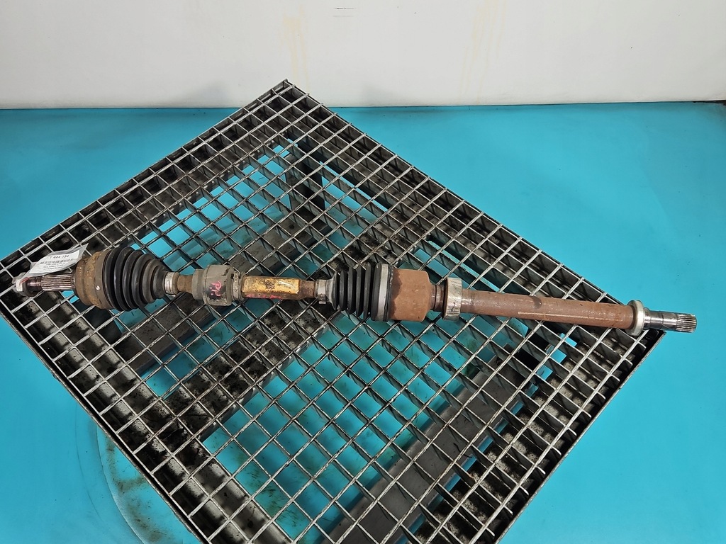 фото №1, Приводной вал правая dacia sandero iii stepway 1,0 tce 391003037r