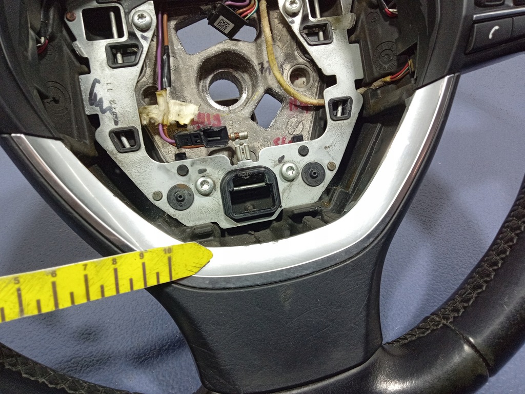 фото №8, Bmw 7 f01 f02 f07 воздуховод кожа мультифункция 6102376