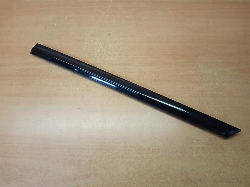 фото №1, Молдинг крыша стекло правый задняя mercedes sl r231 400