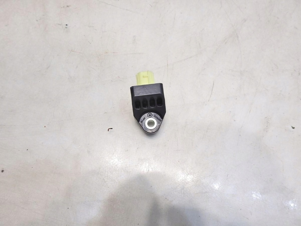 фото №1, Датчик ударный subaru forester iii 98237fg000