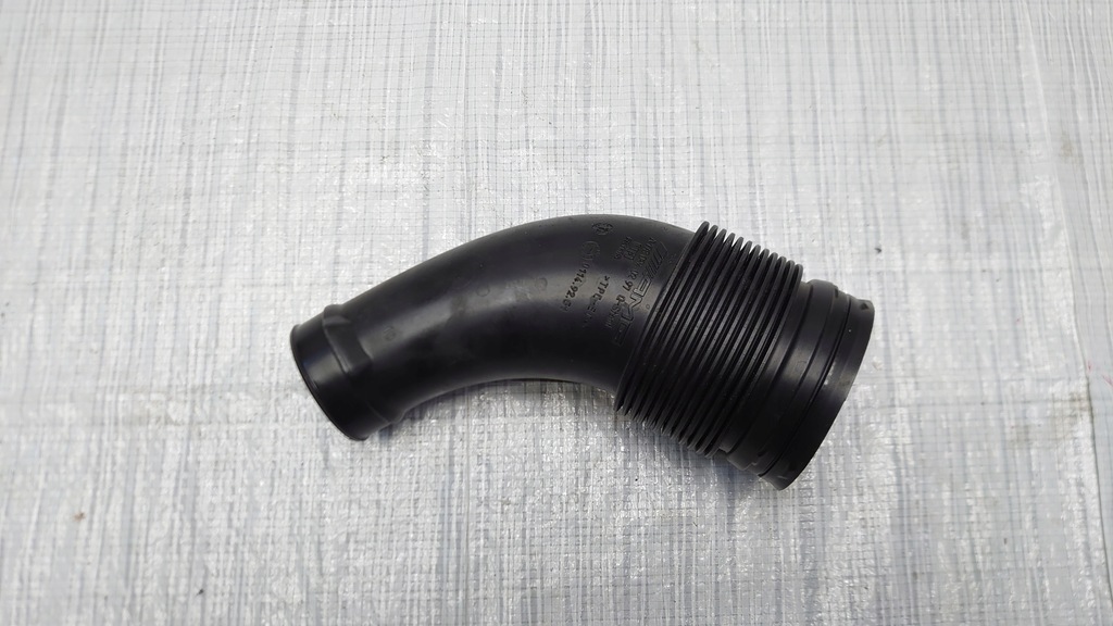 фото №1, Mercedes amg gt s c190 4.0 v8 труба интеркулер