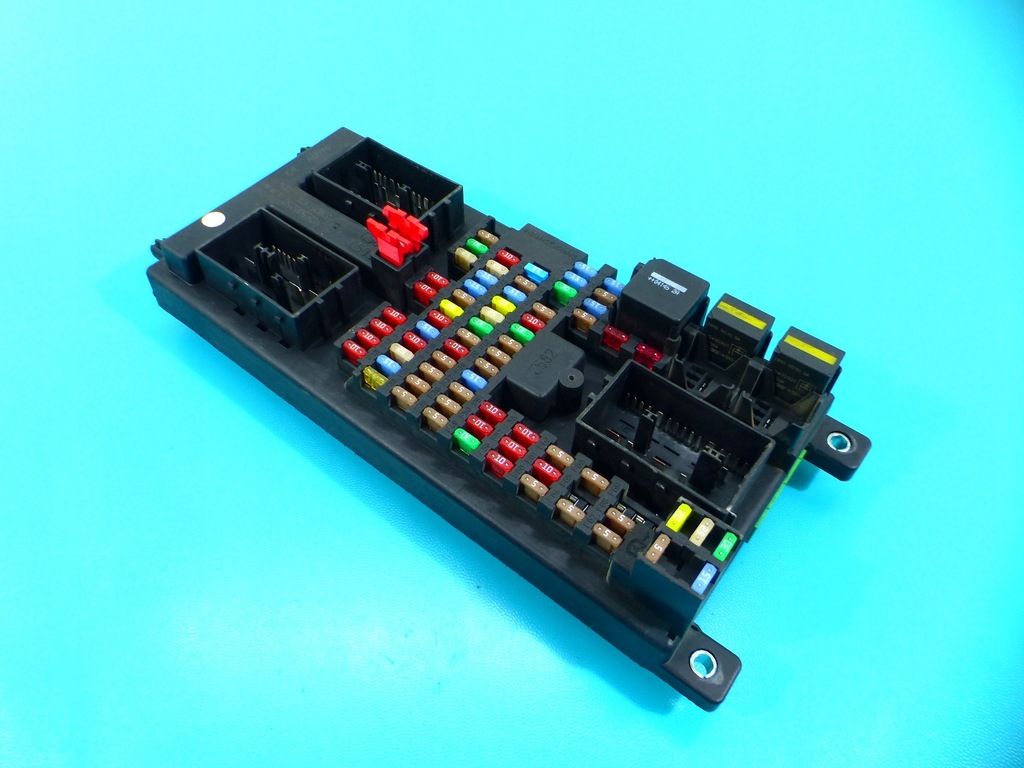 фото №2, Коробка предохранителей discovery iii yqe500250