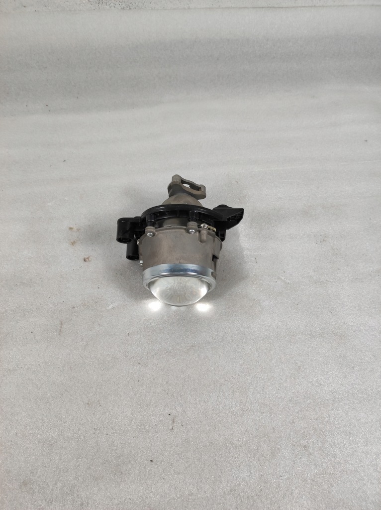 фото №1, Kia sorento iii линза правой лампы ксенон eu