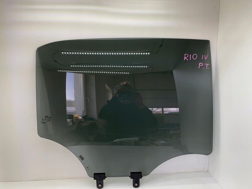 фото №1, Стекло дверь kia rio iv od 2017- правый задняя тонированная