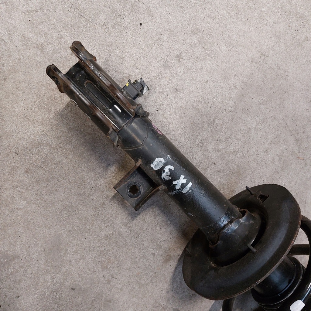 фото №6, Hyundai ix35 1,7 2013 амортизатор пружина правый перед с nowego автомобиля