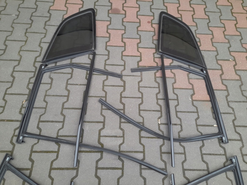 фото №9, Накладки рамки декоративные дверь стекло задняя чёрный лак volvo xc60 ii 22r