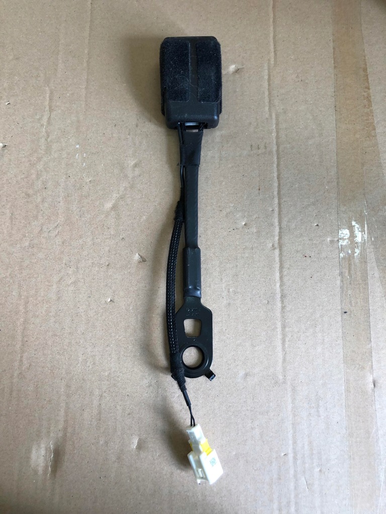 фото №1, Citroen ds7 2017- клипса поперечина сиденье сиденье задняя