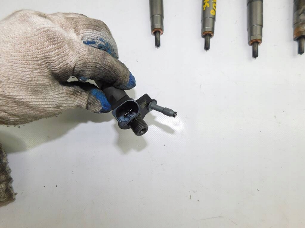 фото №8, Bmw x5 f15 x6 f16 f10 g30 f01 форсунка 0445118