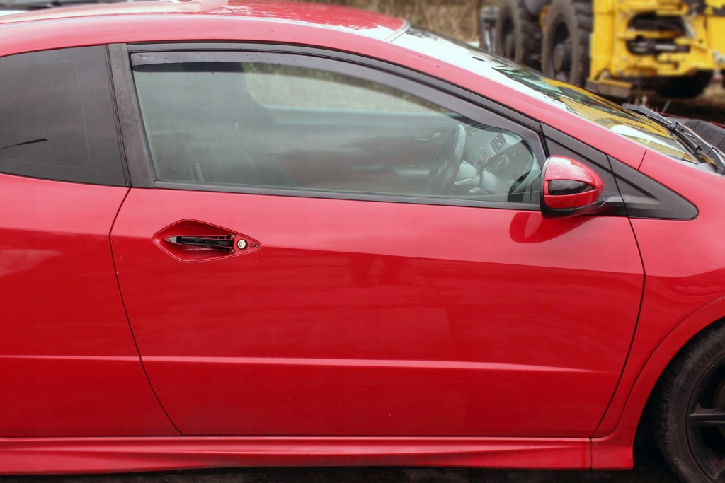 фото №1, Дверь правый перед honda civic viii ufo 3d r81