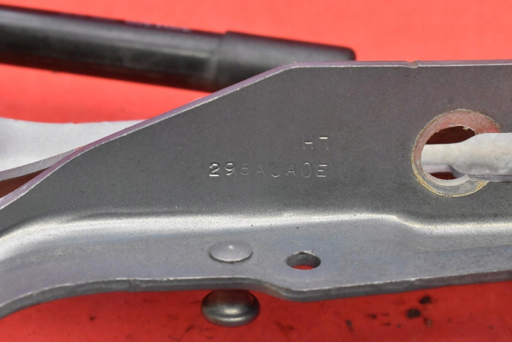 Петля петлі капота 30799178 volvo s60 2 2 10-13 Недорого
