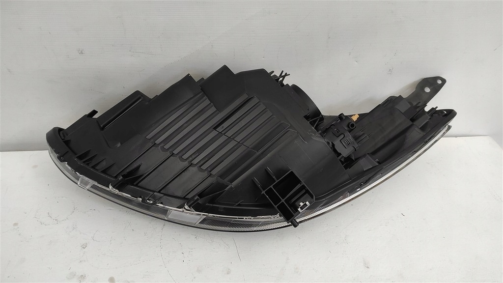 фото №10, Лампа права перед mazda 2 ii po 2007