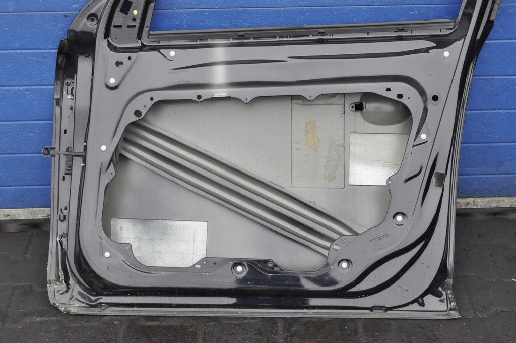 фото №13, Volvo xc60 i дверь правый перед передние 467-46