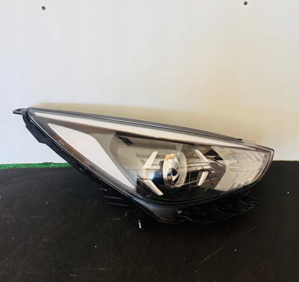 фото №1, Лампа правая фара правый kia niro lift обычная галогенная ideał eu