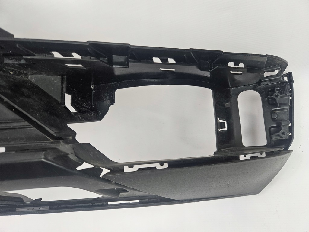 фото №9, Vw t-roc 17 - 21 решітка середня спойлер накладка бампера перед 2ga805903d