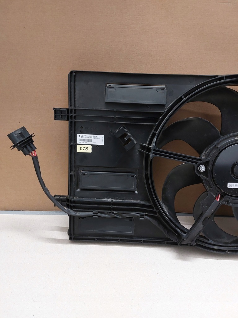 фото №6, Вентилятор vw polo vi 2q0121203 /207 оригинал