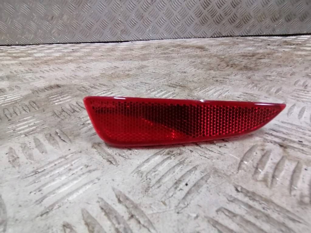 фото №1, Opel crossland x отражатель правый задняя свет стоп-сигнал 13478307