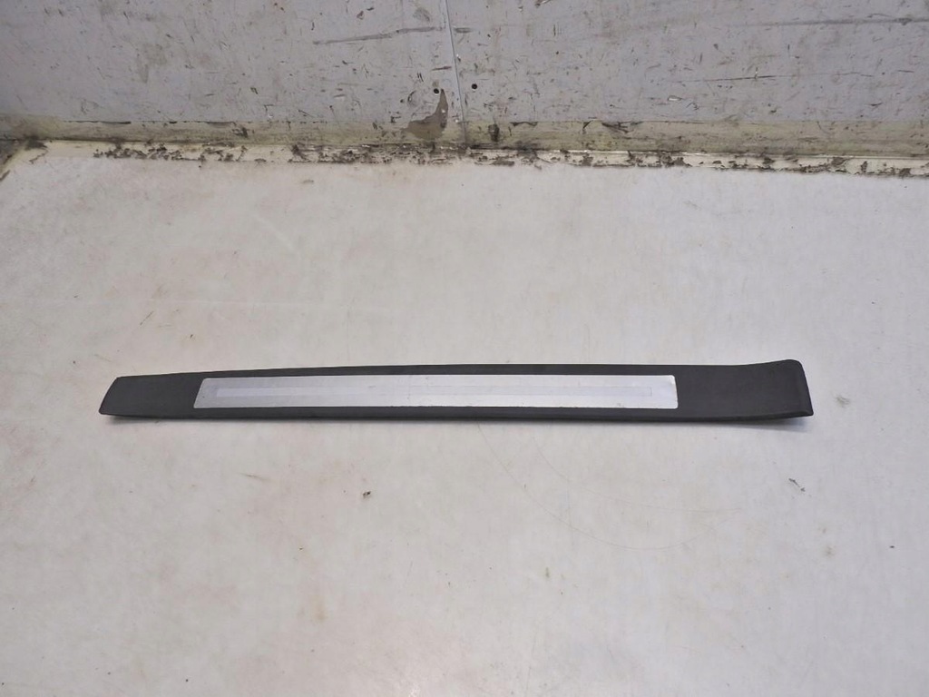 фото №7, Молдинг накладка порог правый перед audi a4 b7 8e0853374g