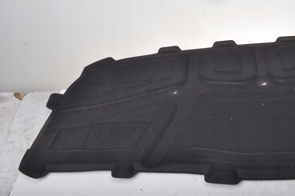фото №9, Audi a4 b9 шумоизоляция подкрылок капот 8w0863825