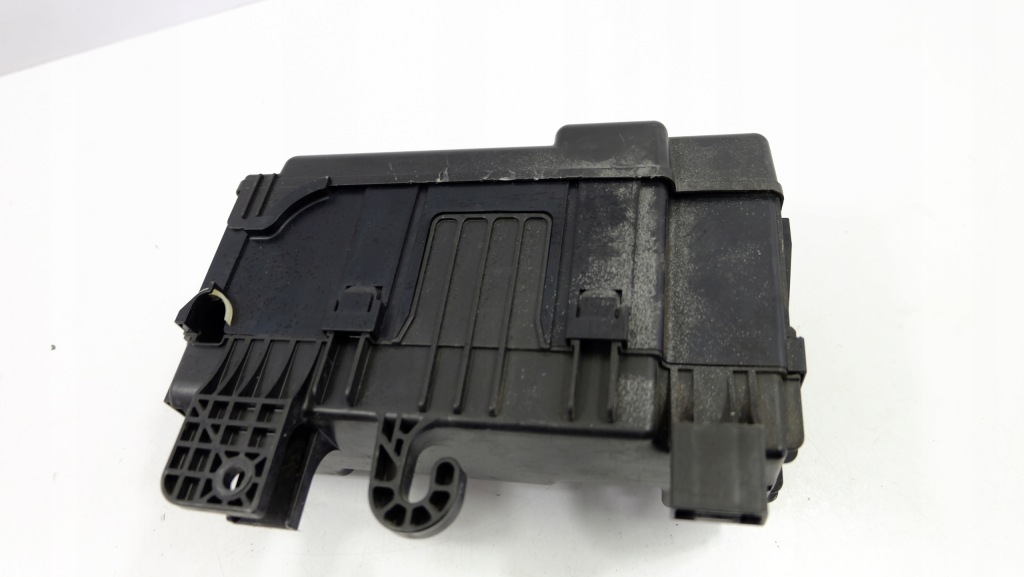 Peugeot 107 1.0 коробка запобіжників Зі Шроту