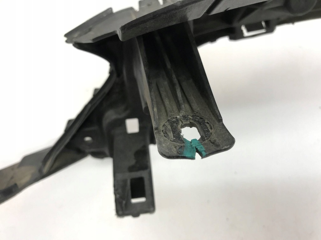 Купити Накладка поперечина перед підсилювач ford focus mk3 рестайлінг  2014-2018r f1eb-17e778-a