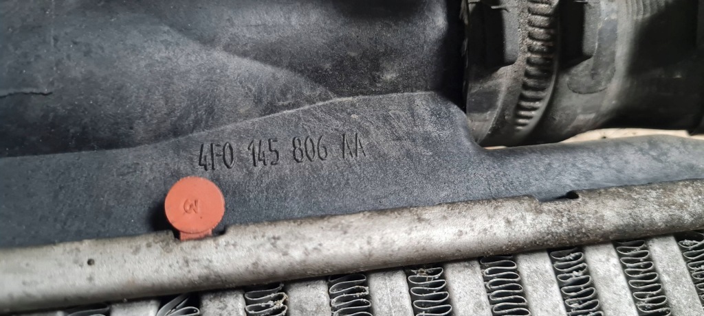 A6 c6 рестайлинг  радиатор интеркулер воздуха правая перед 3.0 tdi 4f0145806aa Доставка