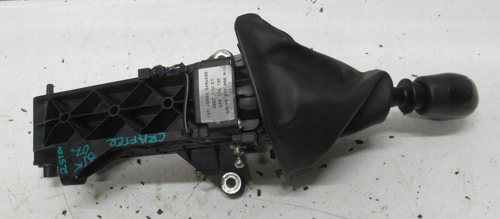 фото №1, Crafter 07r домкрат перемикання передач ручка чохол