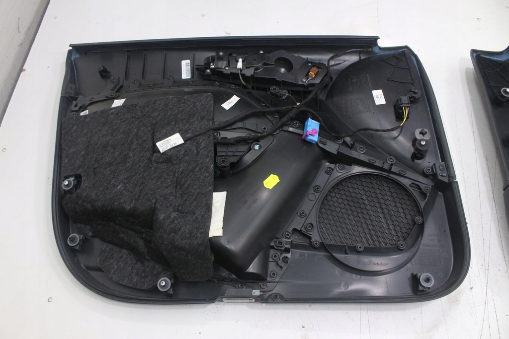 фото №10, Audi a1 8x обшивки дверь комплект anglik