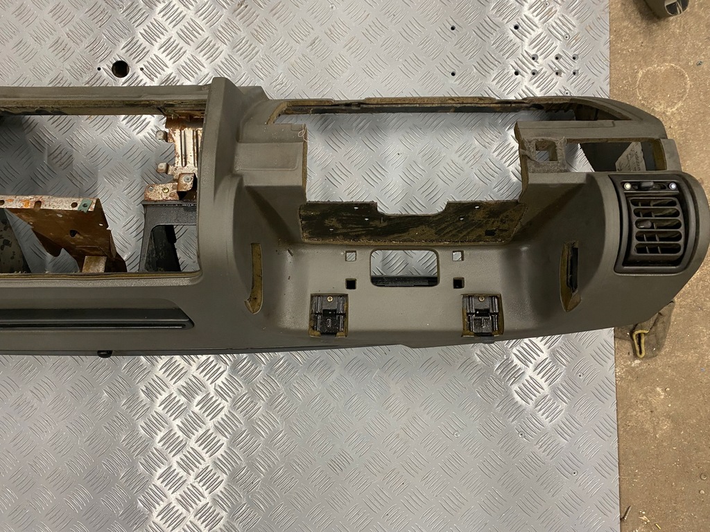 фото №2, Приборная панель air bag land rover discovery ii