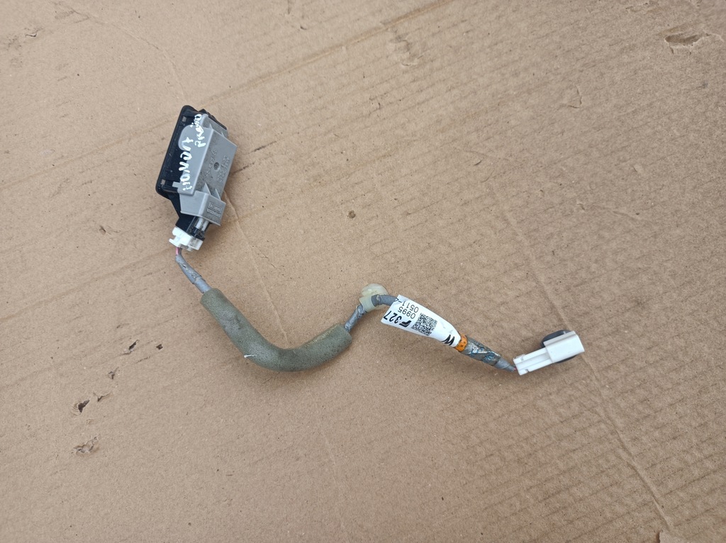 фото №1, Лампа нижня оббивка двері передніх honda insight 09r