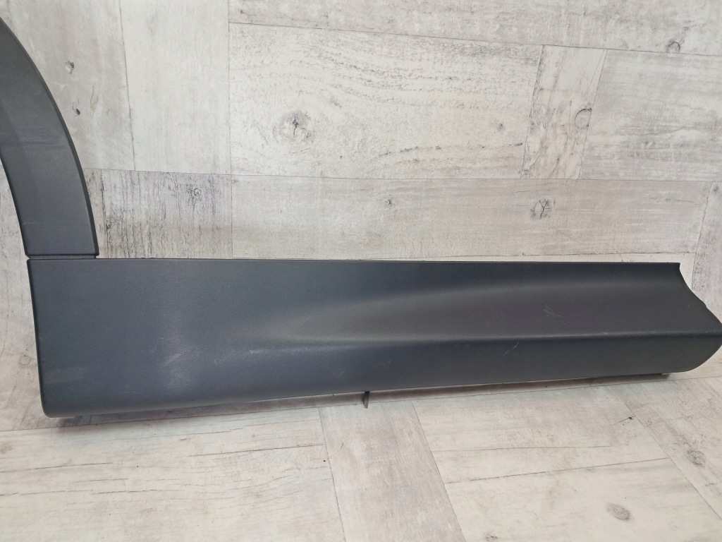 Alfa romeo tonale молдинг дверь накладка правый задний  задняя 156155479 с Разборки