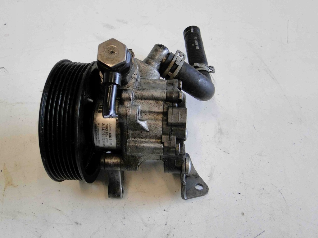 фото №2, Mercedes r klasa w251 насос усилителя