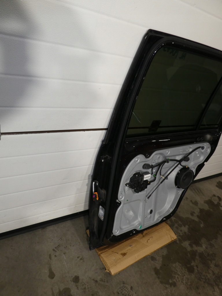 фото №8, Дверь правый задняя vw touran 1t полный