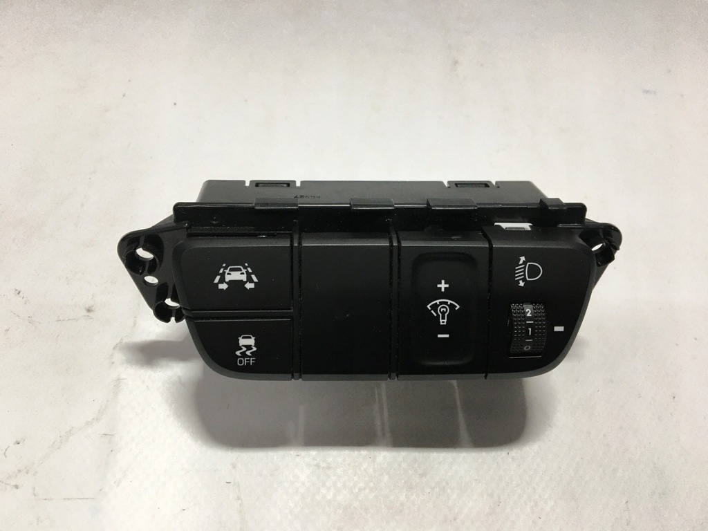 фото №1, Панель переключатель hyundai ioniq 16-