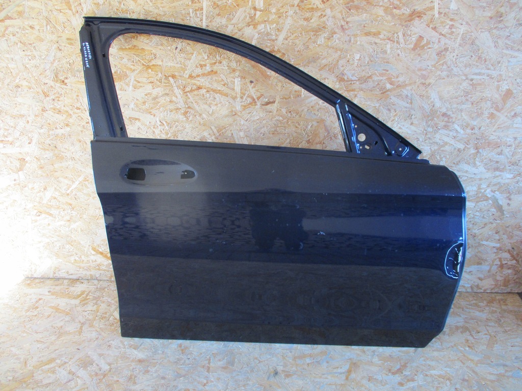 фото №1, Дверь правое передние mercedes c klasa w205