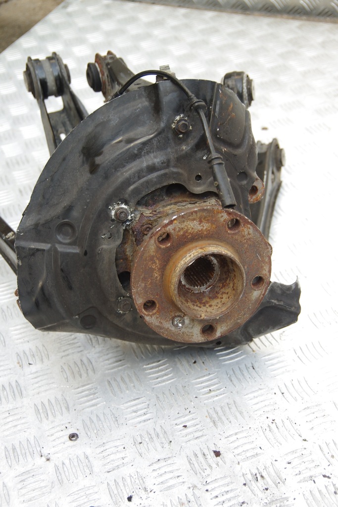 фото №1, Поворотний кулак ступиця важіль підвіска задня bmw f25 x3