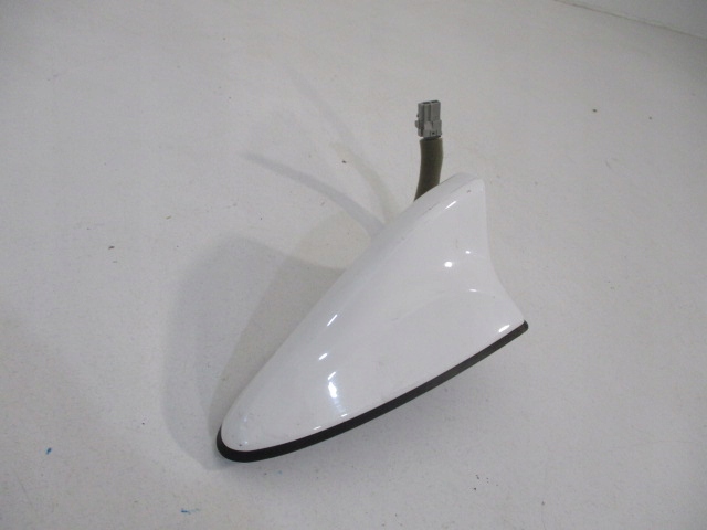 фото №10, Hyundai tucson iii антенна rekin 2 контакты 96210-d7200pyw