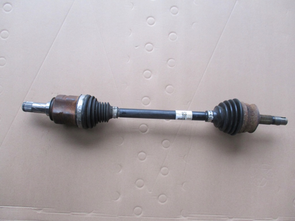 Купити Привідний вал ліва corsa d 1.2 рестайлінг  13r 13248675