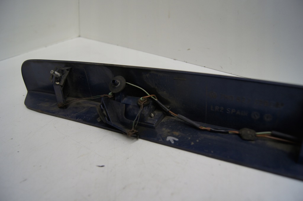 фото №6, Vw t5 multivan накладка крышки ld5q