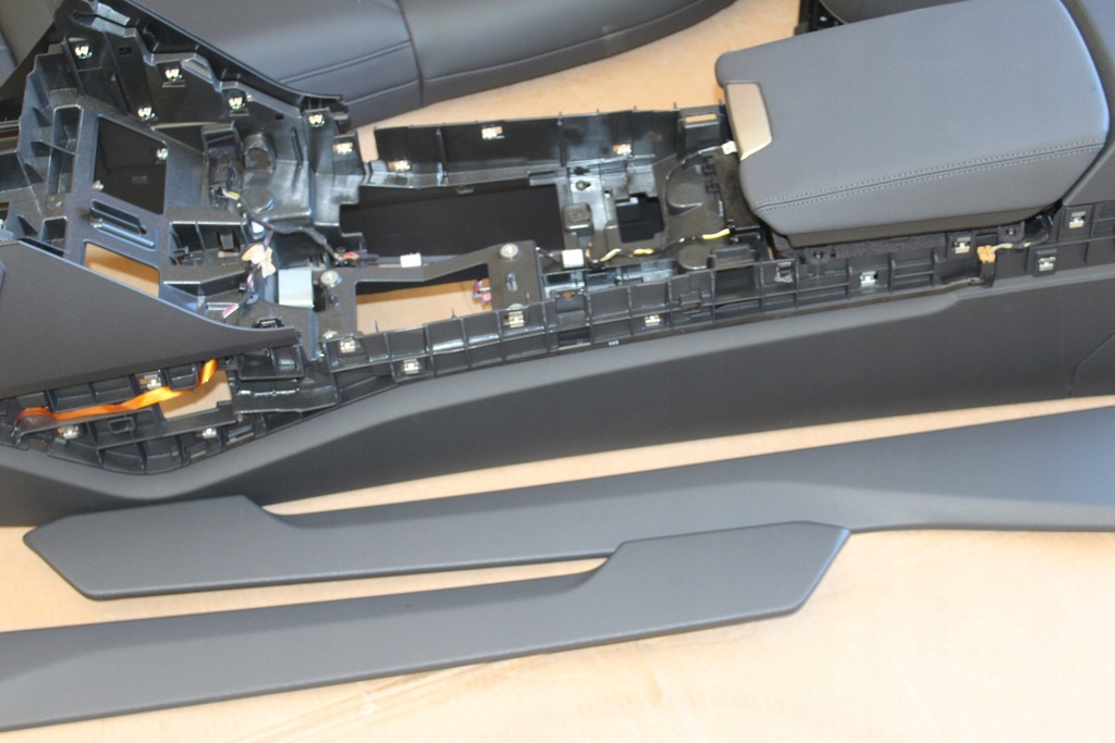 фото №8, Сиденья комплект кожа обшивки audi a7 4k