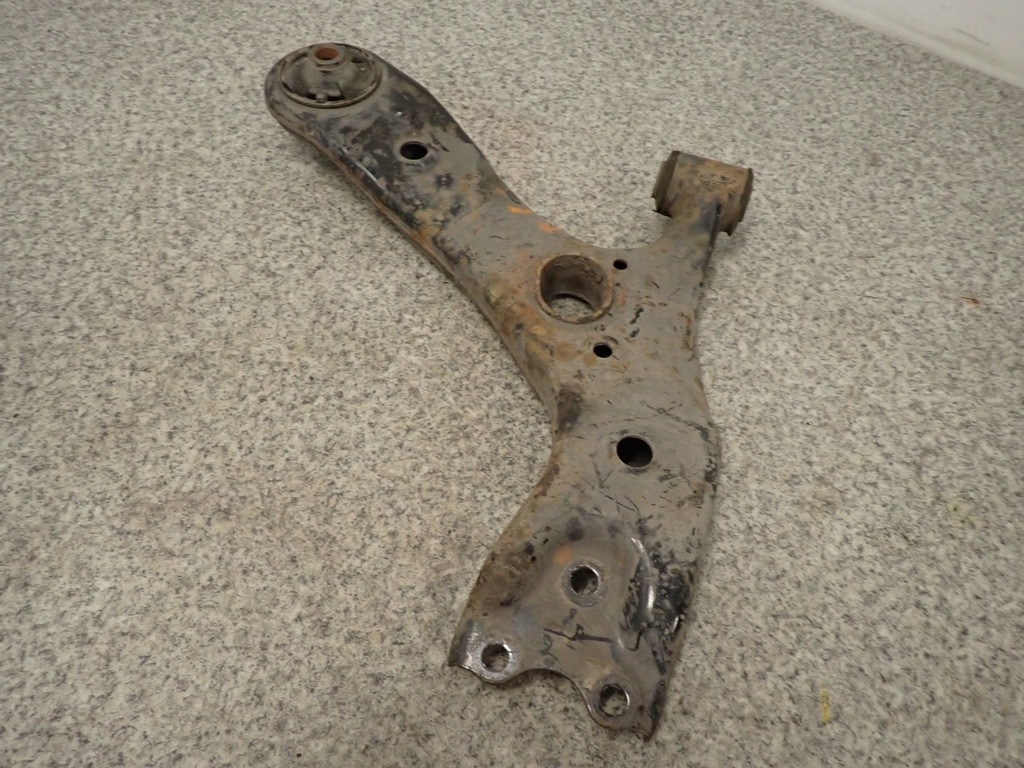 фото №4, Toyota auris 1.3i 06- рычаг передний правый