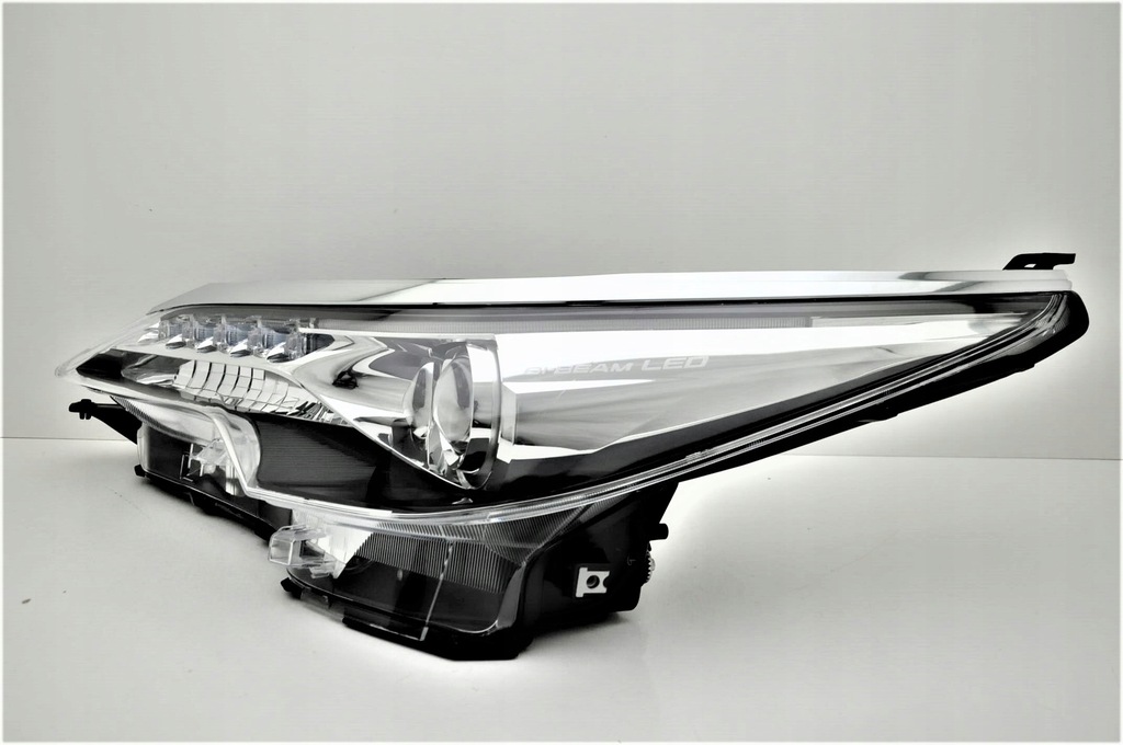 фото №3, Toyota fortuner sw4 od 2015- фара левый новый