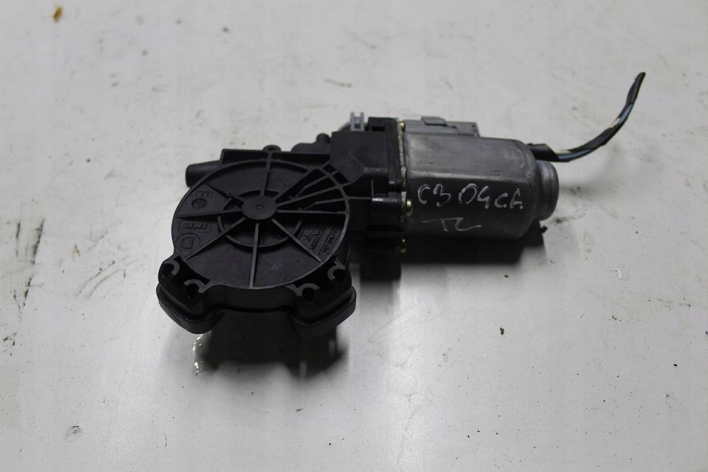 фото №1, Citroen c3 pluriel 04 моторчик стекло левый задняя