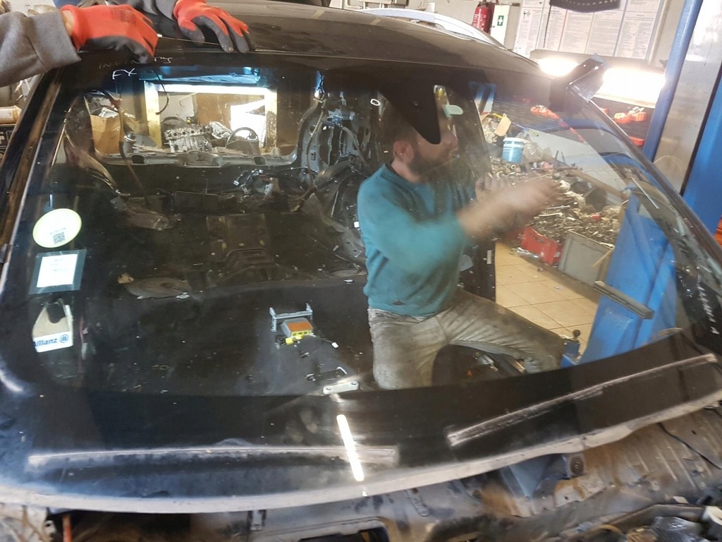 фото №1, Скло лобове infiniti fx 30d