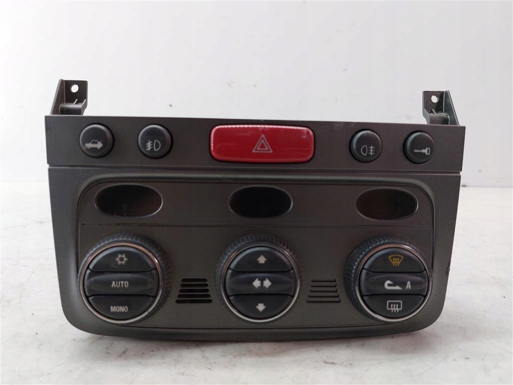 фото №1, Панель кондиционера alfa romeo gt 2003-2010 147 автоматическая climatronic