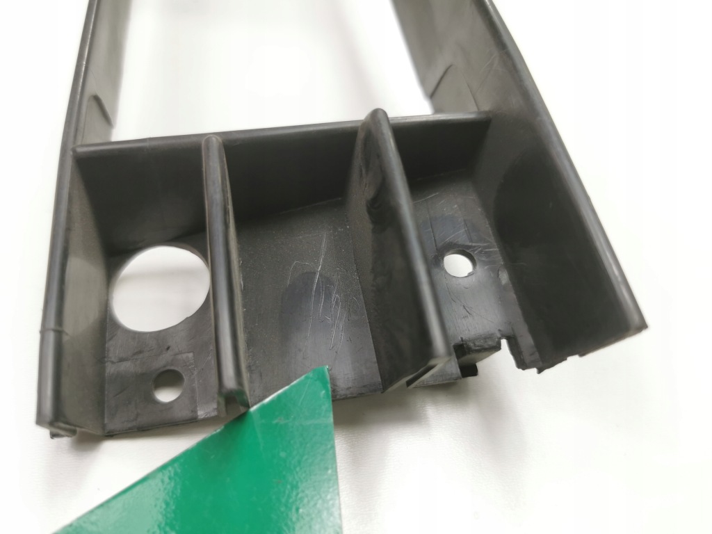 Купити Рамка лампи протитуманної протитуманної фари права daewoo espero 1995-2000 96186488